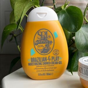Sol de Janeiro Brazilian 4 Play Shower Cream-Gel - Vibrant Yellow
